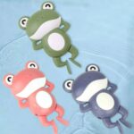 Smiley Frog Cartoon Bath Toy for Kids – Floating Wind-Up Design