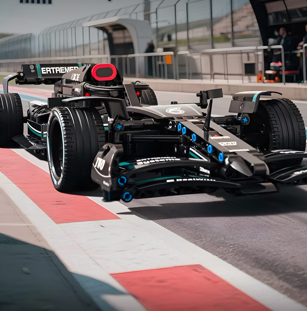 1:10 scale Technic Mercedes F1 building block set MG58 with aerodynamic design for collectors
