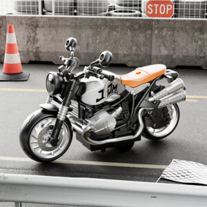 BMW Scrambler Style Motorcycle (1:12 Scale) - Silver